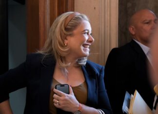 Maru Campos asume presidencia de GOAN