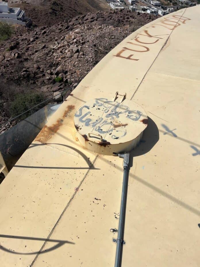 60239421-6f88-4725-a097-eef63e4fda91