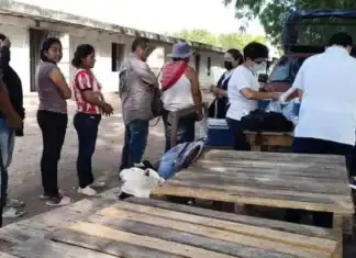 Vacunan contra sarampión a jornaleros en Cuauhtémoc tras muertes