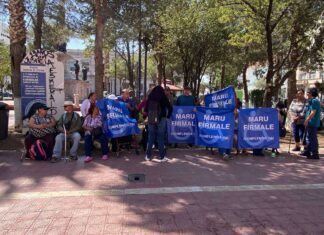 Personas con discapacidad protestan por entrega desigual de apoyos gubernamentales