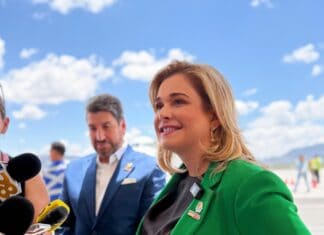 Gobernadora solicita reapertura del cruce ganadero en Ojinaga a congresistas de EE.UU.