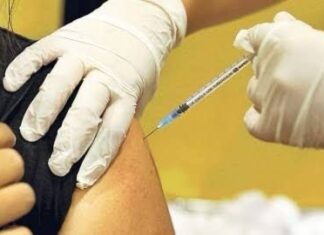 Lanzan campaña de vacunación contra el sarampión para docentes