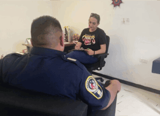Chihuahua impulsa programa de apoyo emocional para policías y sus familias