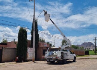Apagón afecta a colonias del noroeste de Chihuahua