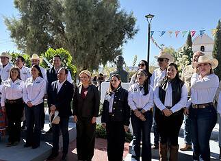 Maru encabeza homenaje revolucionario en Cuchillo Parado