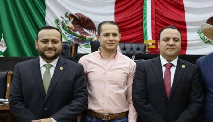 documento - 2025-12-04T114052.111