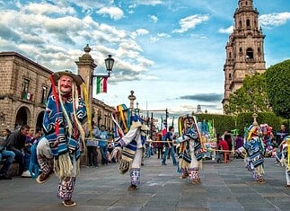 México registra récord histórico: 8.3 millones de turistas en octubre