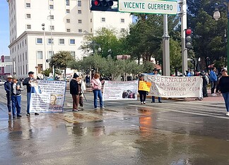 Activistas bloquean calle Aldama en protesta por falta de agua