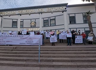 Vecinos de Residencial Leones llevan protesta a Fiscalía