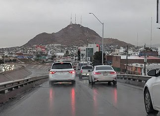 Suma Chihuahua 30 horas de lluvia continua y alerta por nieve en la Sierra
