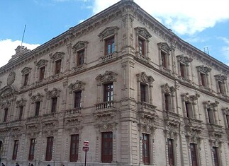 Exigen transportistas seguridad en servicio; amagan con reducir cobertura