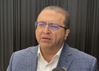 Regresan familias desplazadas de Atascaderos a sus hogares