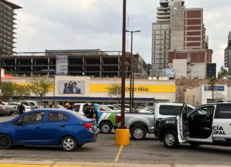 Investigan robo de 1.2 mdp tras “cristalazo” en Plaza Saucito