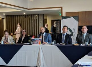 Retornan 12 personas desplazadas a Atascaderos: CEDH