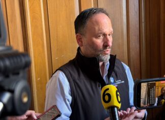 Reunión con Maru Campos fue para fortalecer unidad, no proceso político: De la Peña