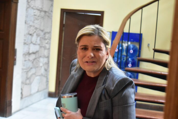 19e0e573-29bb-4985-abeb-ecdc0df1518a