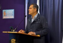 Suspenderán y darán de baja a policía tras agresión en bar