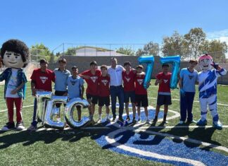 Entrega Bonilla cancha deportiva en la Técnica 77