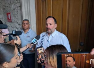 Niega De la Peña subordinación de Chihuahua a EU y pide pruebas