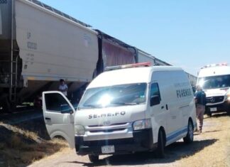 Lo arrolla tren y fallece en carretera a Delicias; lo identifican