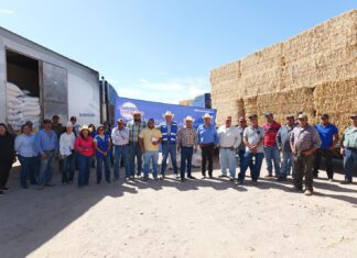 Diputado Arturo Zubía entrega apoyos al campo en Jiménez para enfrentar la sequía