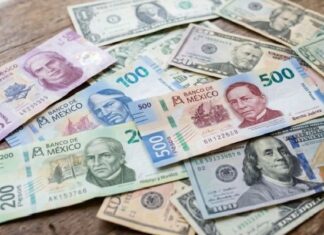 Peso mexicano se fortalece y dólar ronda los 17.20