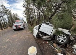 Grave accidente en carretera Guachochi; herida niña de 6 años