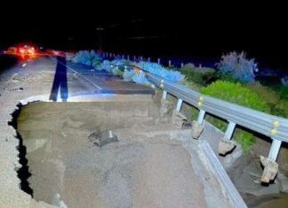 Permanece cierre de carril en la carretera Janos-Sonora