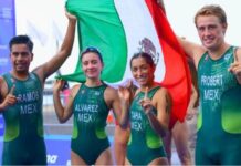 México conquista oro en triatlón de relevo mixto en los JCC