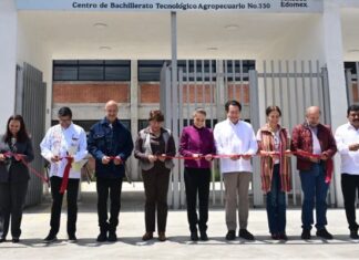 Sheinbaum duplica meta: abrirán 400 mil lugares en preparatorias