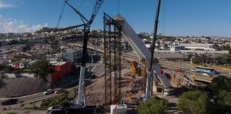 Avanza construcción del arco principal de la gaza por El Reliz