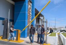 Transportistas se reúnen en caseta Sacramento por paro nacional